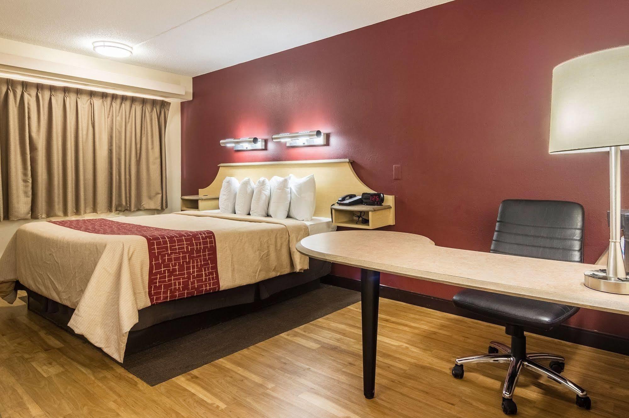 Red Roof Inn Detroit Metro Airport - Belleville Esterno foto